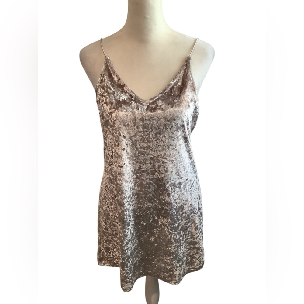 L.A. Hearts Strappy V Neck, Silver Gray Pink Velvet Mini Dress WORN ONCE. Size S